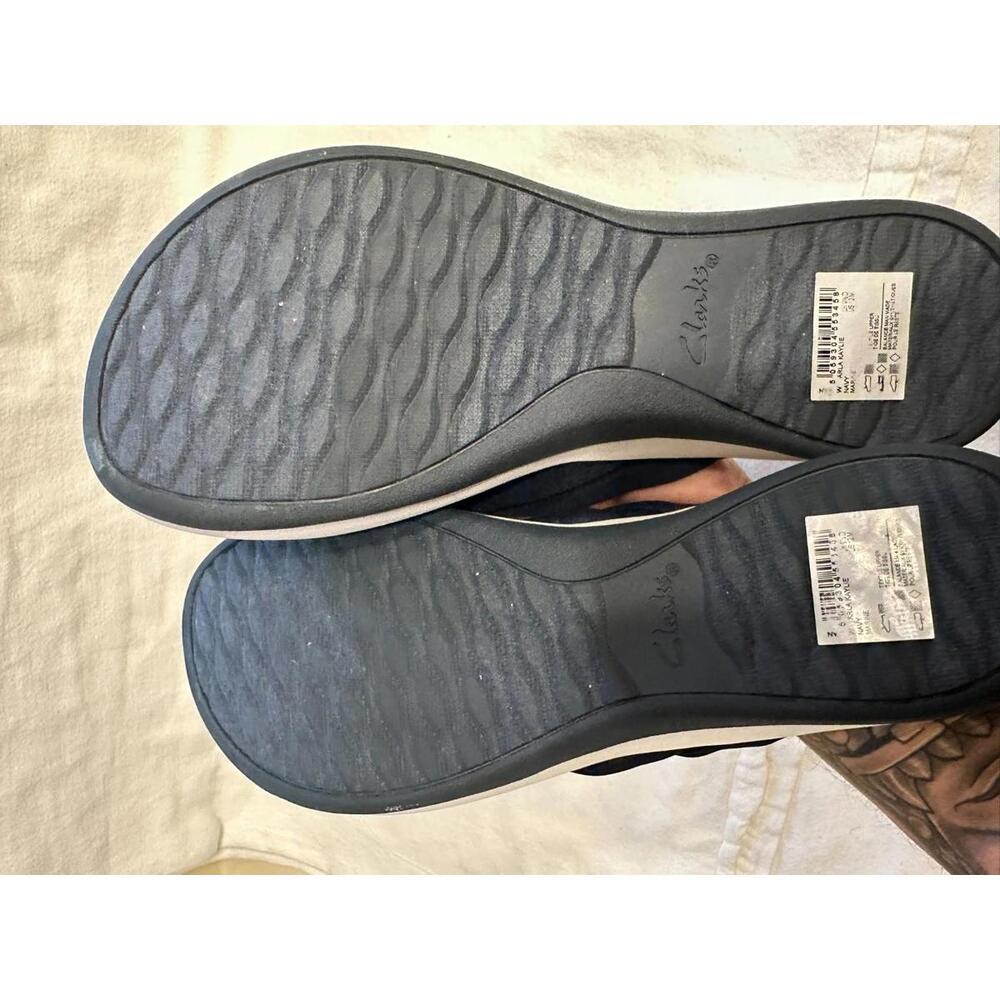 Clarks Cloudsteppers Mayla Kaylie Flip Flops Women’s 12 Navy Cushion Soft - Picture 8 of 9